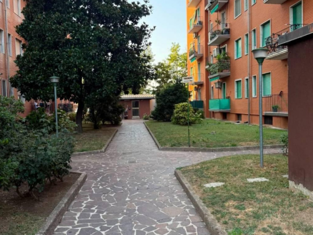 Trilocale con due camere Milano nord a 800eu - Foto 2