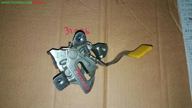 SERRATURA COFANO ANT. FIAT PANDA (169-2Q/3U/0X)  Carrozzeria  Lamierati esterni  Cofano  Serratura cofano FIAT - PANDA - 01-09-2003 - 01-12-2011