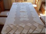 Tovaglia vintage 12 posti ecru in puro lino con pizzo fatto a mano