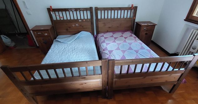 Due letti completi con comodino - Foto 2