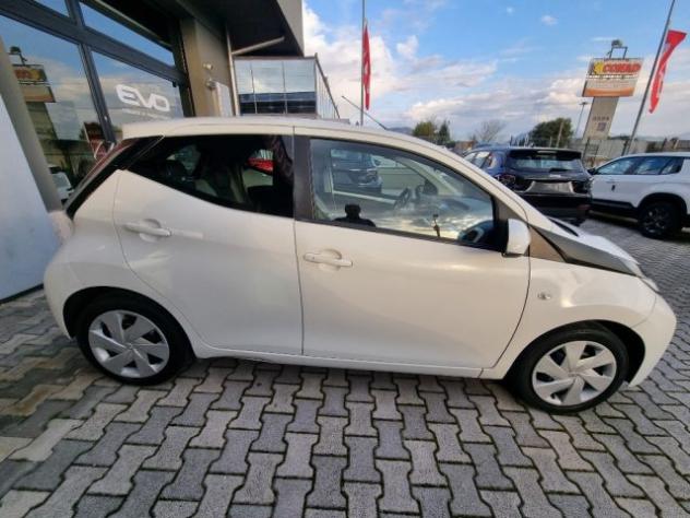 TOYOTA Aygo 1.0 VVT-i 69 CV 5 porte x-play rif. 23434698 - Foto 7