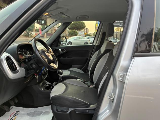 Fiat 500L 1.6 Multijet 105 CV - 2013 - Foto 9