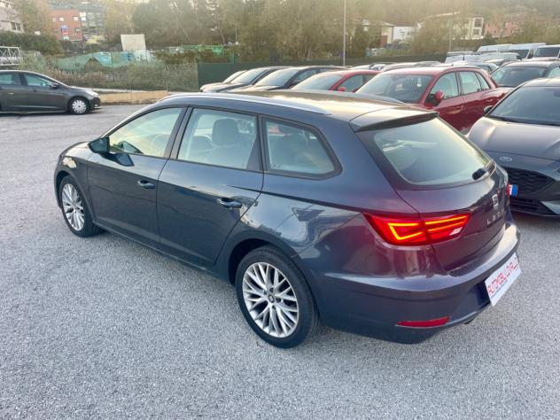 Seat Leon 1.6 TDI 115 CV ST BIXENO-NAVI 2020 - Foto 4