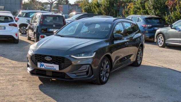 FORD Focus 1.0 ECOBOOST H ST LINE 125cv POWERSHIFT rif. 24195420 - Foto 2