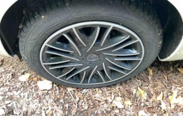Lancia Ypsilon 1.0 FireFly 5 porte S&S Hybrid Gold - Foto 9