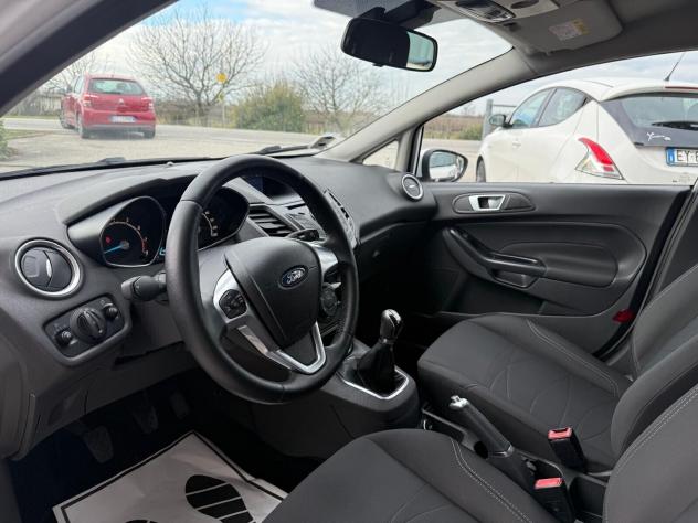Ford Fiesta 1.2 Benzina Neopatentati - Foto 5