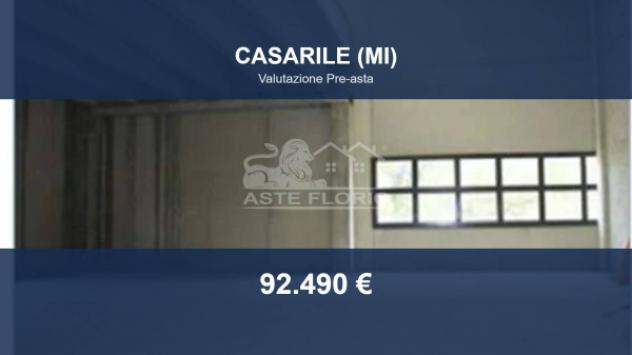 Immobile in asta di 370 m² in vendita a Casarile