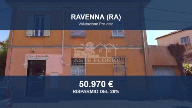 Immobile in asta di 167 m² con più di 5 locali e box auto in vendita a Ravenna