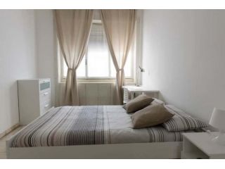 Camera Singola in via Viale Piceno