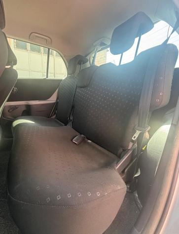 Toyota Yaris 1.0 5 porte - Foto 10