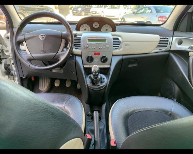 LANCIA Ypsilon 1.3 MJT 75 CV Platino rif. 23793024 - Foto 9