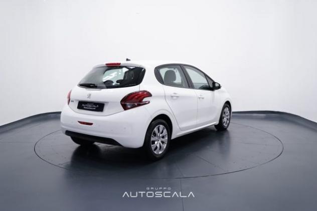PEUGEOT 208 1.2 PureTech 82cv 5 porte Business rif. 23491010 - Foto 6