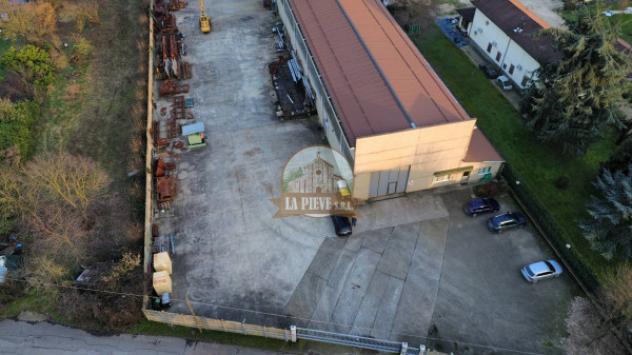 Immobile di 1100 m² con 2 locali in vendita a Novi Ligure - Foto 5