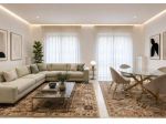 Appartamento di 140 m² con 5 locali e box auto in vendita a Milano