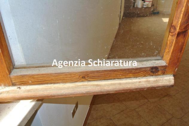 VICINANZE BORGO MASSANO VENDESI CASA SINGOLA CON DUE UNITA' IMMOBILIARI E UN'ETTARO DI TERRENO - Foto 8