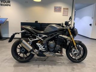 TRIUMPH Speed Triple 1200 RS rif. 23799065