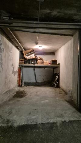 SPLENDIDO TRILOCALE CON DUE BAGNI, CUCININO, AMPIO SOGGIORNO, RIPOSTIGLIO, GARAGE, OTTIMA POSIZIONE. - Foto 16
