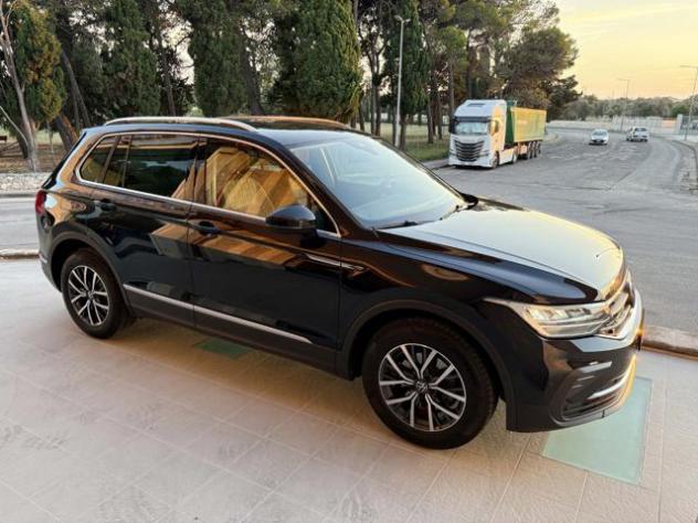 VOLKSWAGEN Tiguan 2.0 TDI 150 CV SCR DSG Life rif. 23947229 - Foto 3