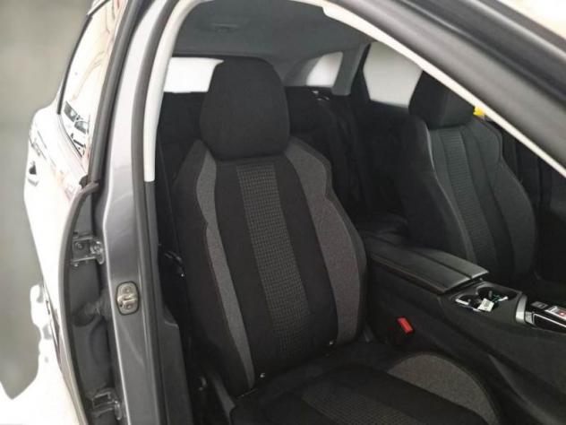 Peugeot 3008 BlueHDI 130 EAT8 S&S Active Business - Foto 9
