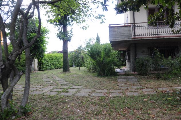 Poppi villa centrale mq. 350 €.780000 - Foto 2