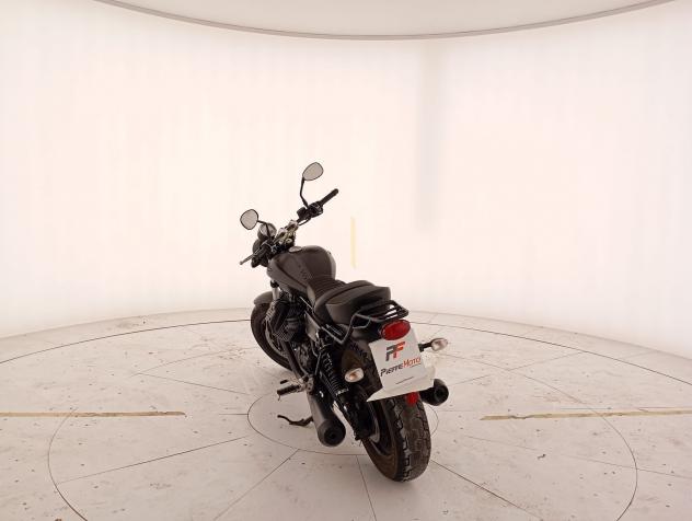 Moto Guzzi V9 Bobber - Foto 3