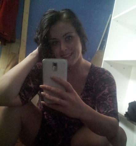 Donna di Aviano, 32 anni.  Fisico Normale Tel: