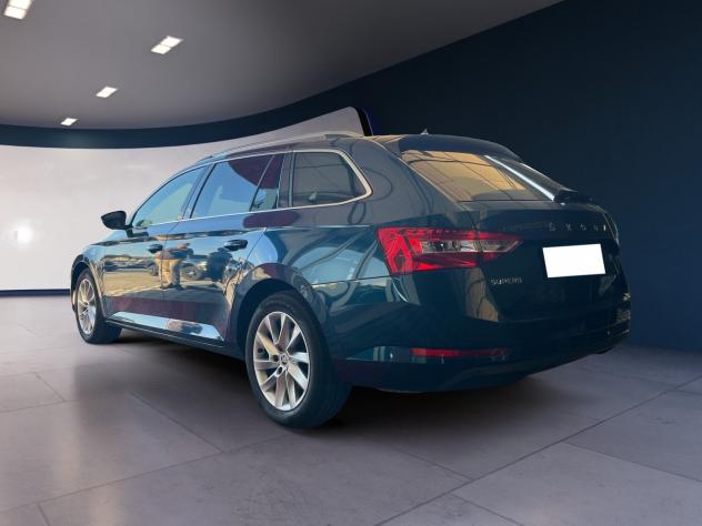 Škoda Superb Wagon 2.0 TDI EVO Executive 200 CV DSG - Foto 5
