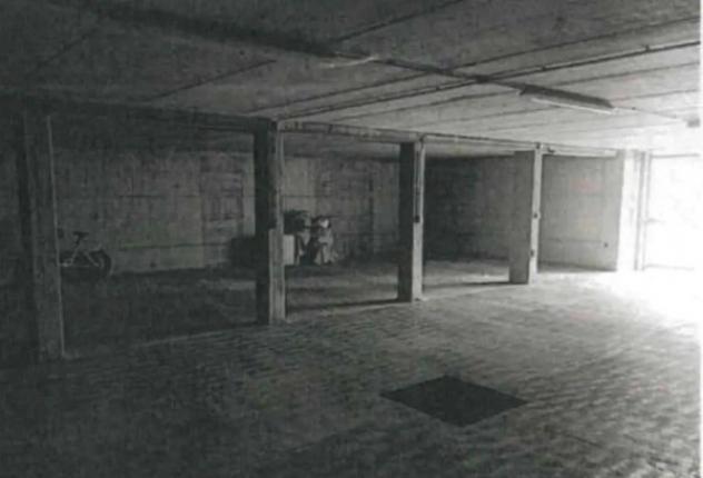 Immobile in asta di 89 m², box auto in vendita a Casale Monferrato - Foto 2