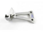SUZUKI GSF 400 BANDIT 4360010D00 STAFFA PEDANA POSTERIORE DETSRA 91 - 97 RE &hellip;