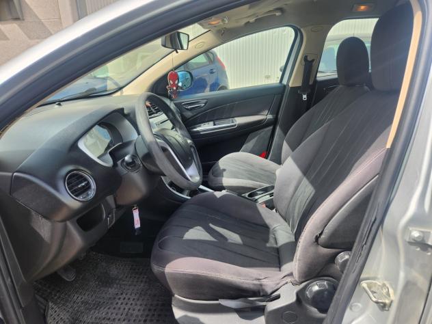 Lancia Delta 1.6 MJT DPF 105 CV Gold - Foto 7