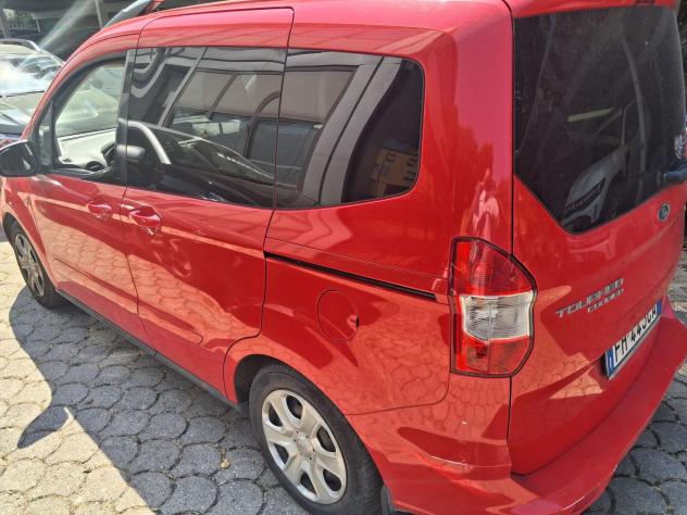 Ford Tourneo Courier 1.0 Ecoboost 100 cv Titanium - Foto 5