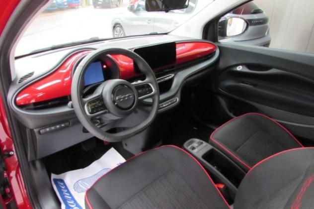 FIAT 500e Berlina 42 kWh Red - km 6190 rif. 24198740 - Foto 8