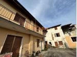 STABILE INDIPENDENTE DA RISTRUTTURARE CON 2 ABITAZIONI