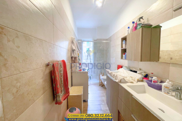 Rifinito appartamento 3 vani + acc 1° con ascensore in vendita a Molfetta - Foto 3
