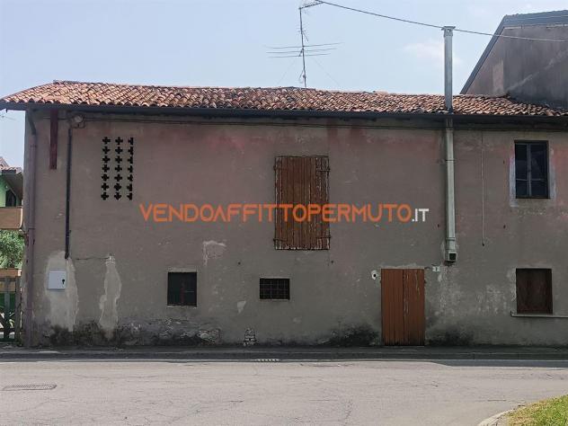 CASCINA DA RISTRUTTURARE CON BOX E LOCALE ACCESSORIO - Foto 18