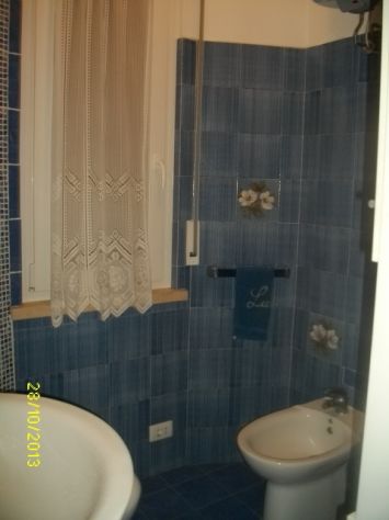 Da privato bilocale arredato con contratto annuale - Foto 6
