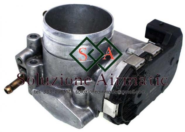 Audi A4 1.8 benzina corpo farfallato 06B133062E