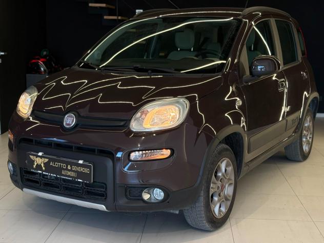 Fiat Panda 1.3 MJT 16V DPF 4x4 Climbing - Foto 2