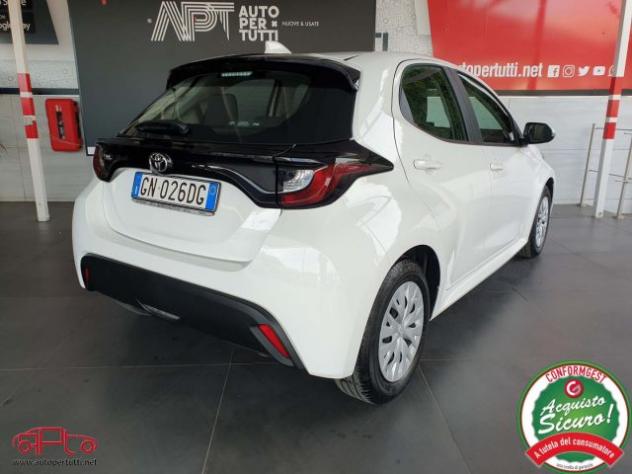 TOYOTA Yaris 1.0 5 porte Active rif. 20280954 - Foto 3