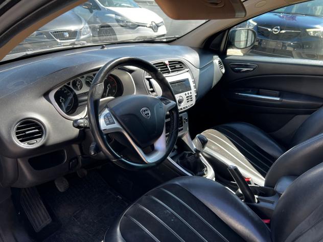 Lancia Delta 1.6 MJT DPF Silver - Foto 9