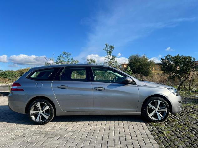 Peugeot 308 1.6HDI MODELLO ALLURE CHIAMA 2017 - Foto 5