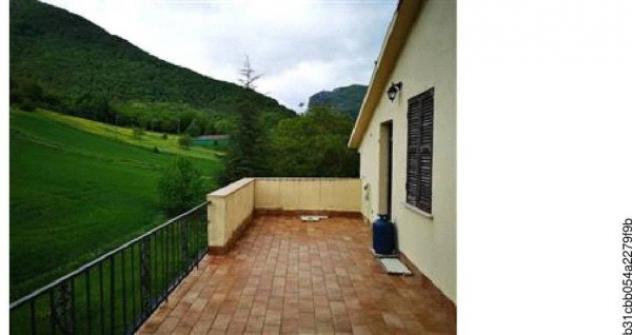 Immobile in asta di 303 m² con più di 5 locali in vendita a Cagli - Foto 2