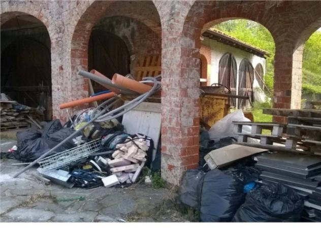 Immobile in asta di 1529 m² con più di 5 locali in vendita a Gattinara - Foto 3