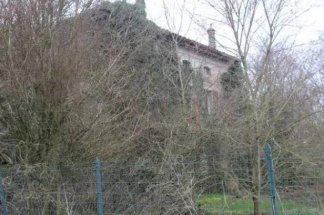 Immobile in asta di 750 m² con più di 5 locali e box auto in vendita a Reggiolo - Foto 7