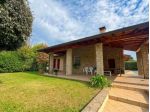 Villa di 274 m² con 5 locali e box auto doppio in vendita a Rovato