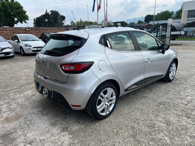 Renault Clio dCi 8V 90 CV 5 porte Moschino Zen - Foto 4
