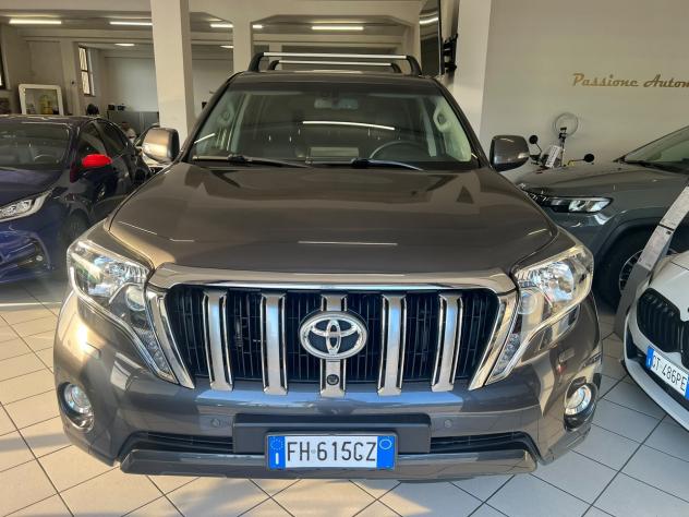 Toyota Land Cruiser 5p 2.8 d-4d Lounge AUTOMATICA + GANCIO TRAINO IVA ESCLUSA - Foto 2