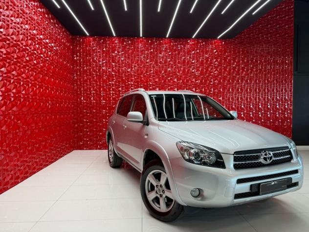 Toyota RAV 4 RAV4 2.2 D-4D 177 CV Luxury - Foto 3