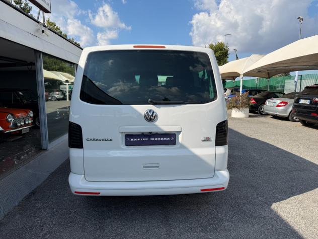 Volkswagen Multivan 2.0 BiTDI 180CV DSG 4 Motion Highline - Foto 6
