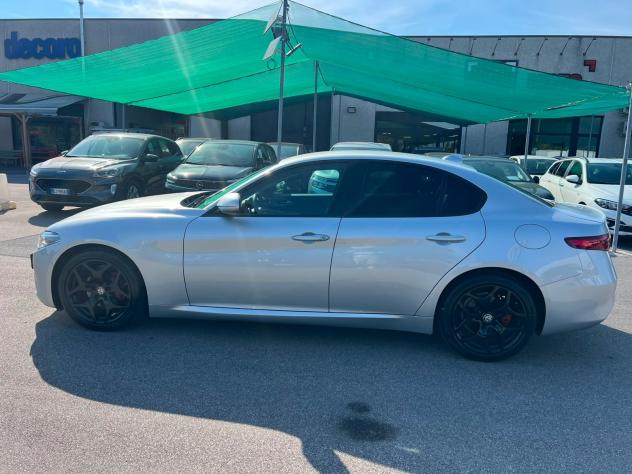 Alfa Romeo Giulia 2.2 Turbodiesel 190 CV AT8 Executive - Foto 2
